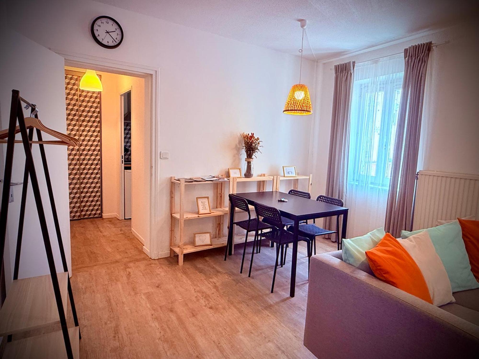 Apartment 50M2-Free Private Parking-Self Check In !! Appartement 50M2 Intramuros-Parking Prive Gratuit-Arrivee Autonome!! Avignon Exterior photo